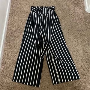 Black and white flowy pants